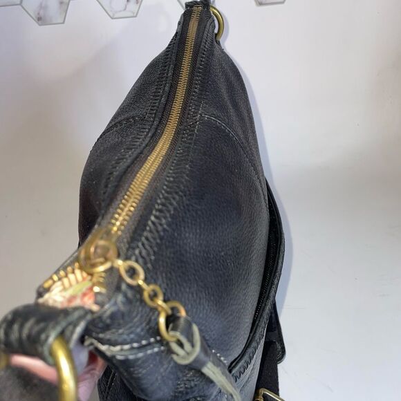 The Sak Black Leather Shoulder Bag - Picture 6 of 8